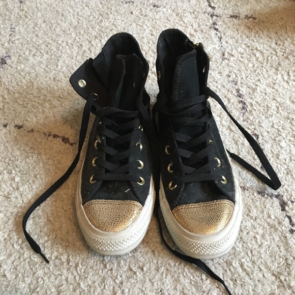converse black and gold high tops